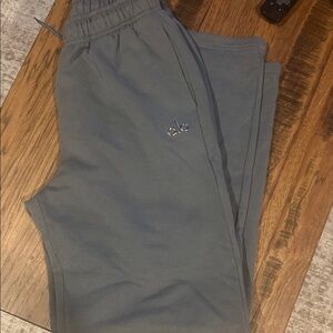 ALO Yoga Women's Gray Sweatpants